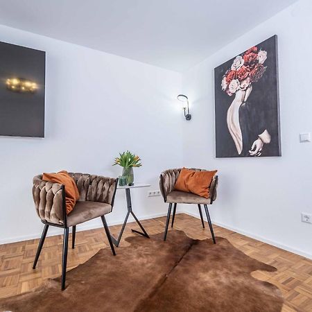 City Wohnung Fn L 5 Klimatisiert Mit Balkon Und Kueche FDH Kültér fotó