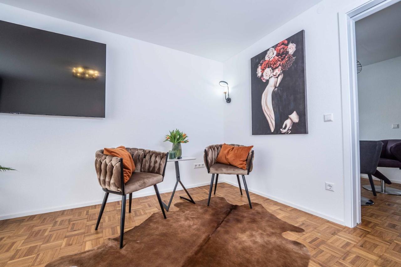 City Wohnung Fn L 5 Klimatisiert Mit Balkon Und Kueche FDH Kültér fotó